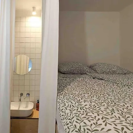 Apartman Cozy With A Unique Style